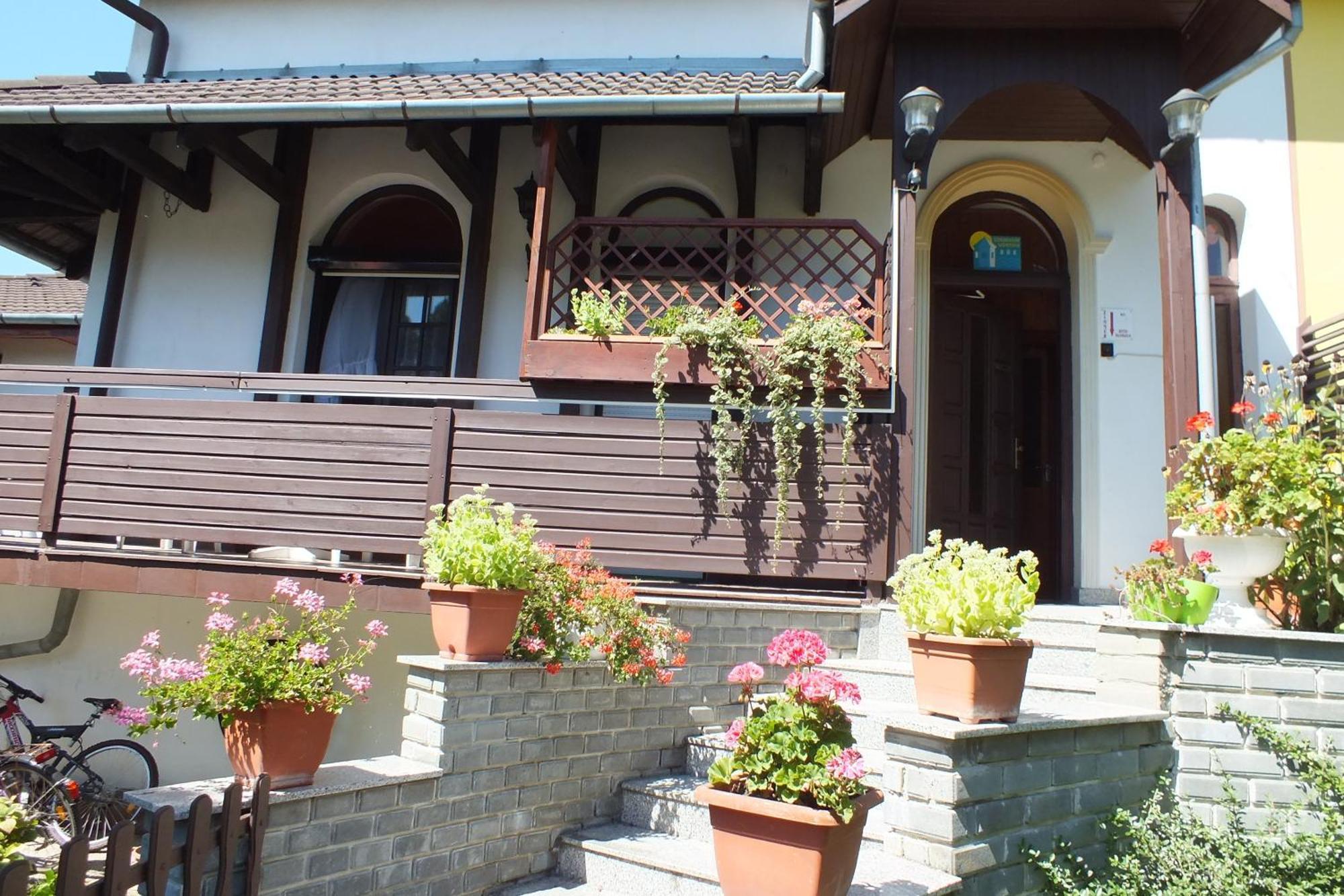 Feherlo Vendeghaz & Restaurant Бюк Экстерьер фото