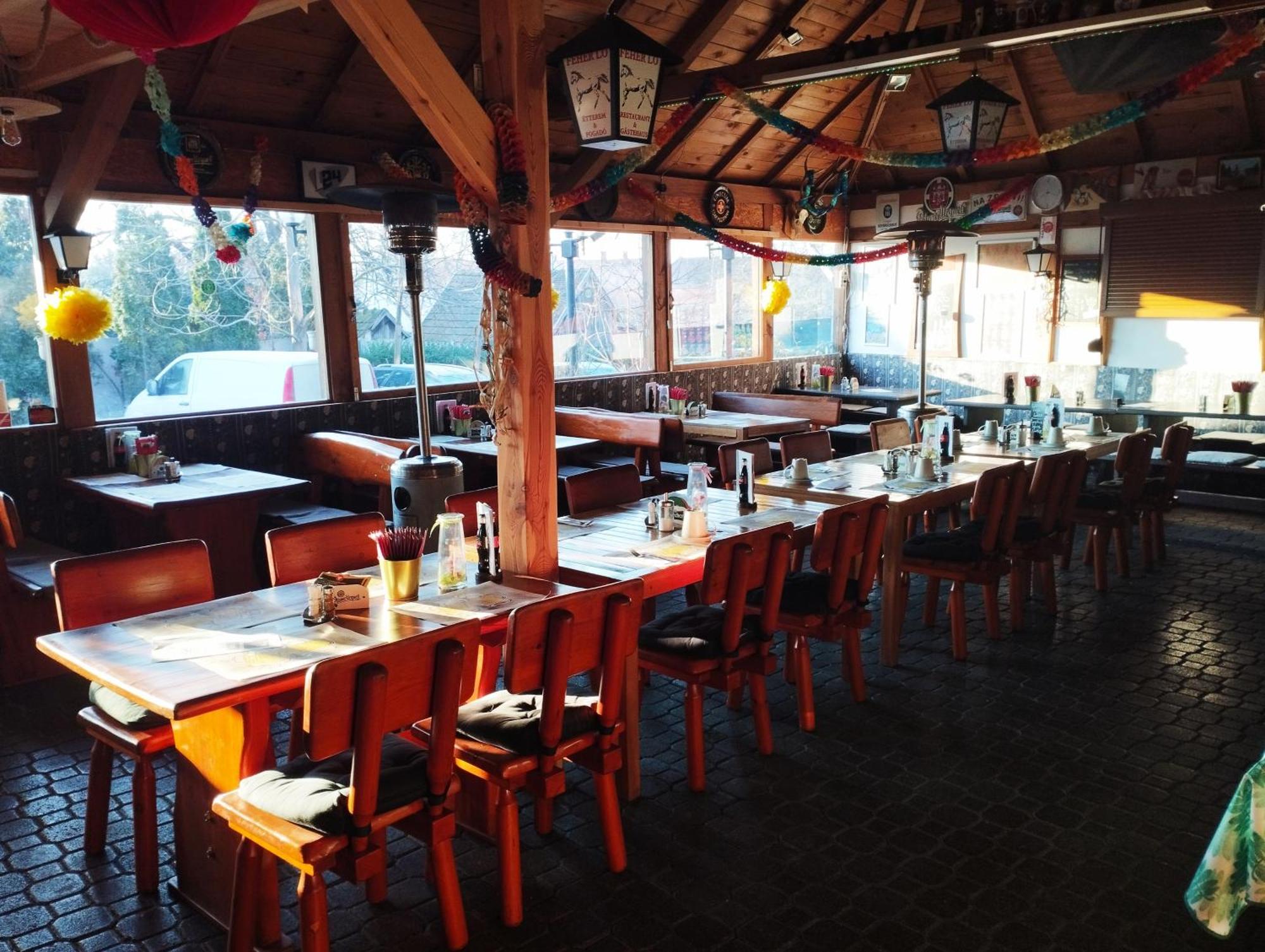 Feherlo Vendeghaz & Restaurant Бюк Экстерьер фото
