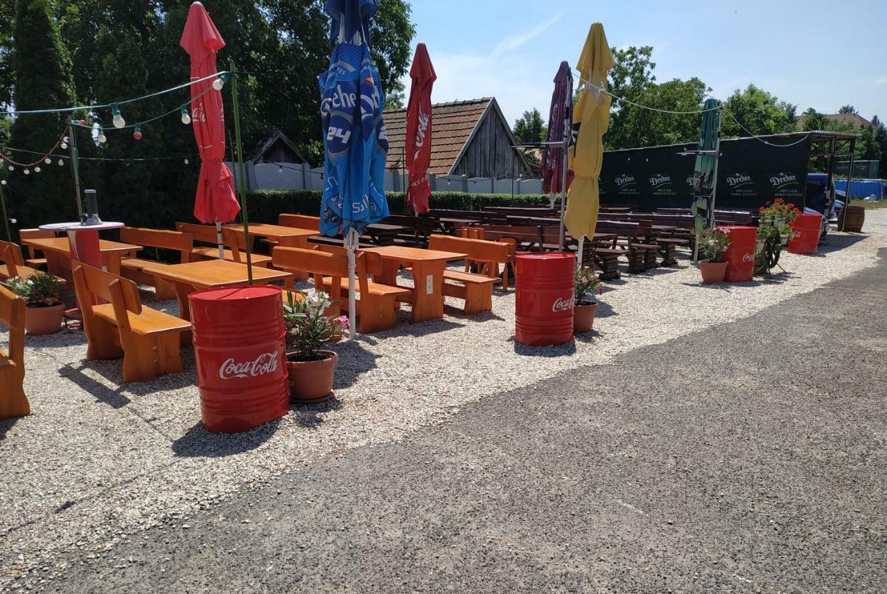Feherlo Vendeghaz & Restaurant Бюк Экстерьер фото